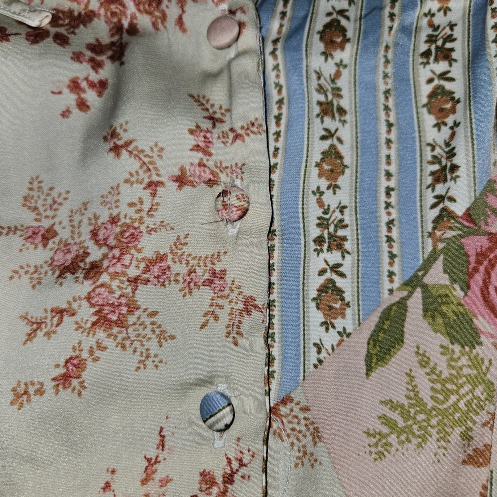 Kimchi Blue Patchwork Floral Mini Dress Multicolor Smocked Back Halter SZ M NEW - Picture 3 of 7